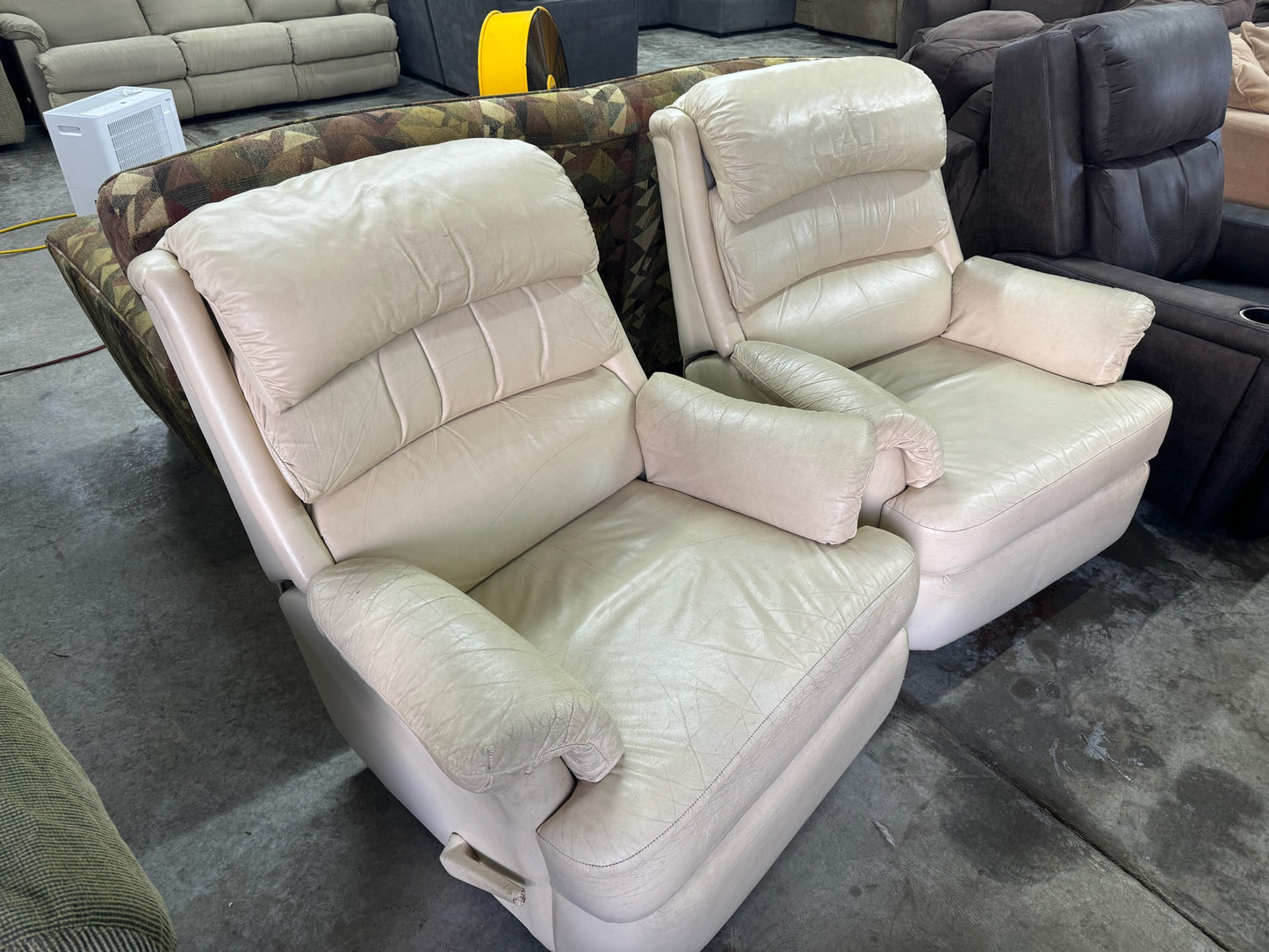 Reclining Chairs (WE DELIVER)