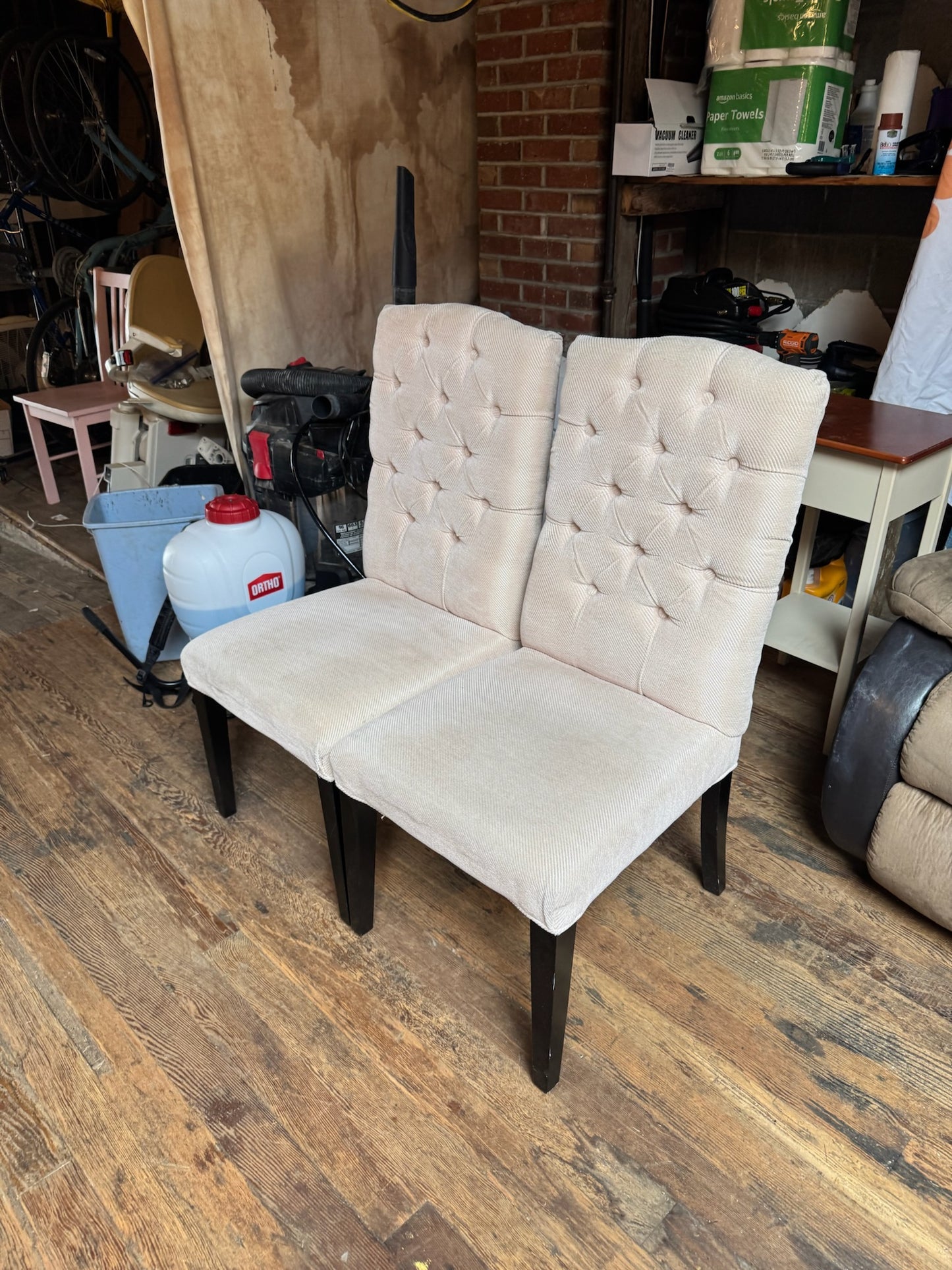 Chairs (WE DELIVER)