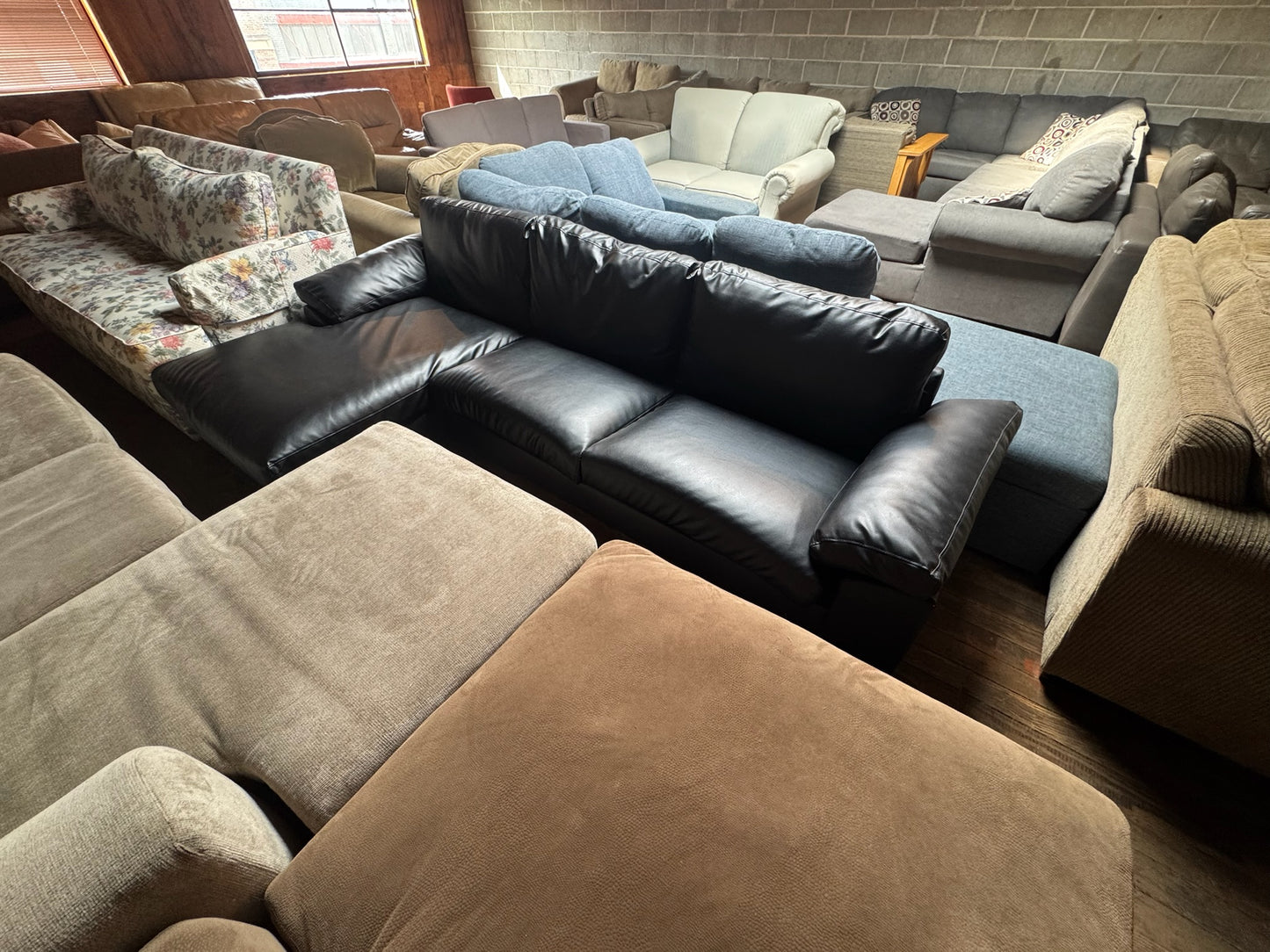 Sectional Couch (WE DELIVER)