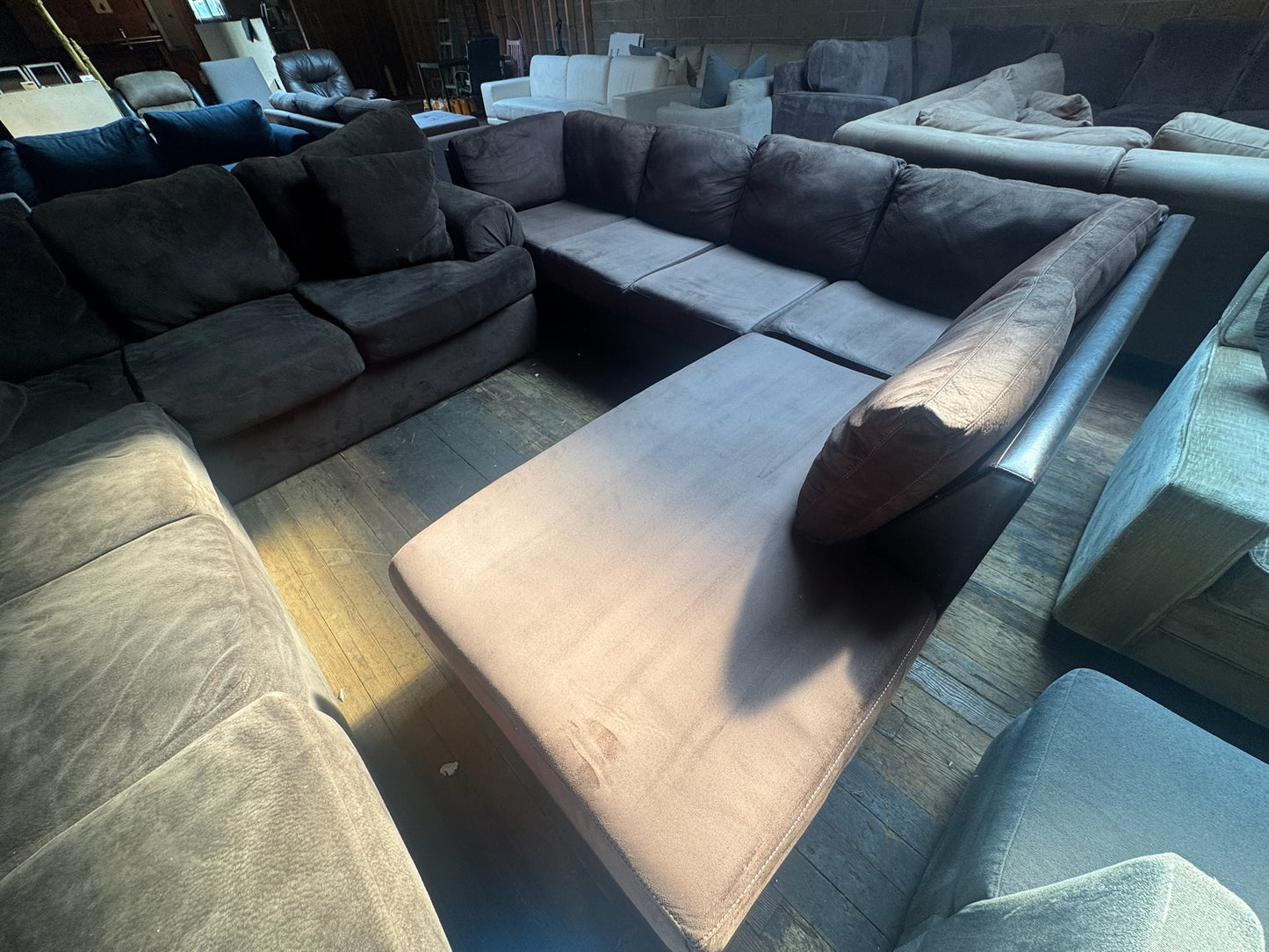 Sectional Couch (DELIVERY OFFERED)