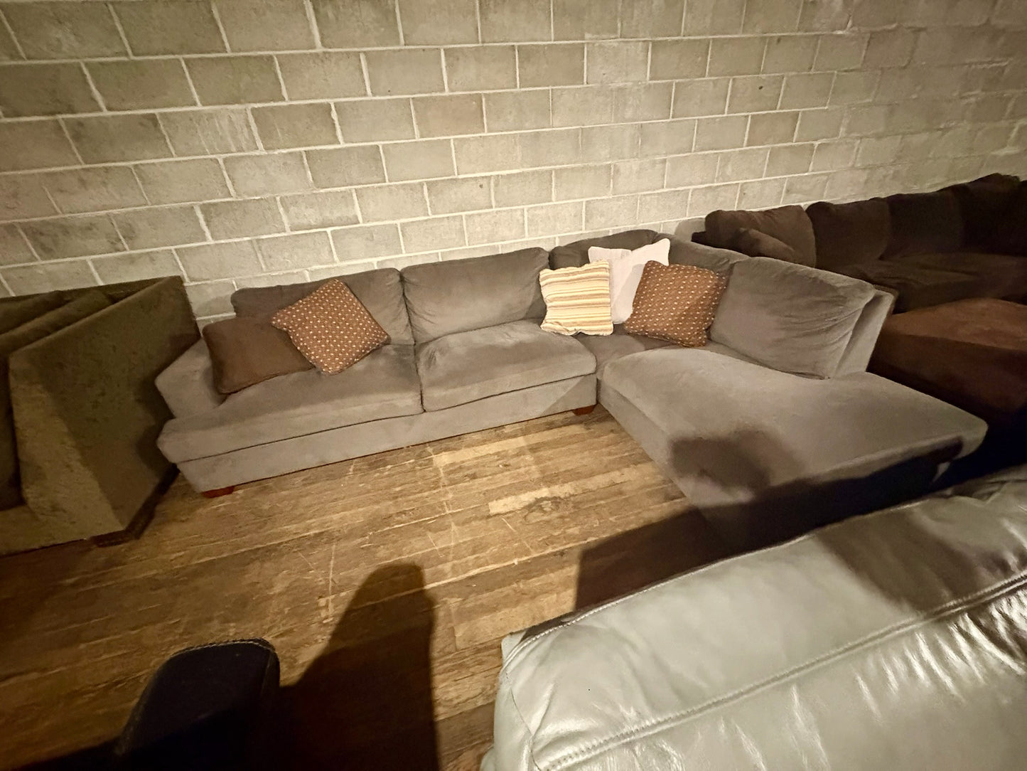 Sectional Couch (DELIVERY OFFERED)
