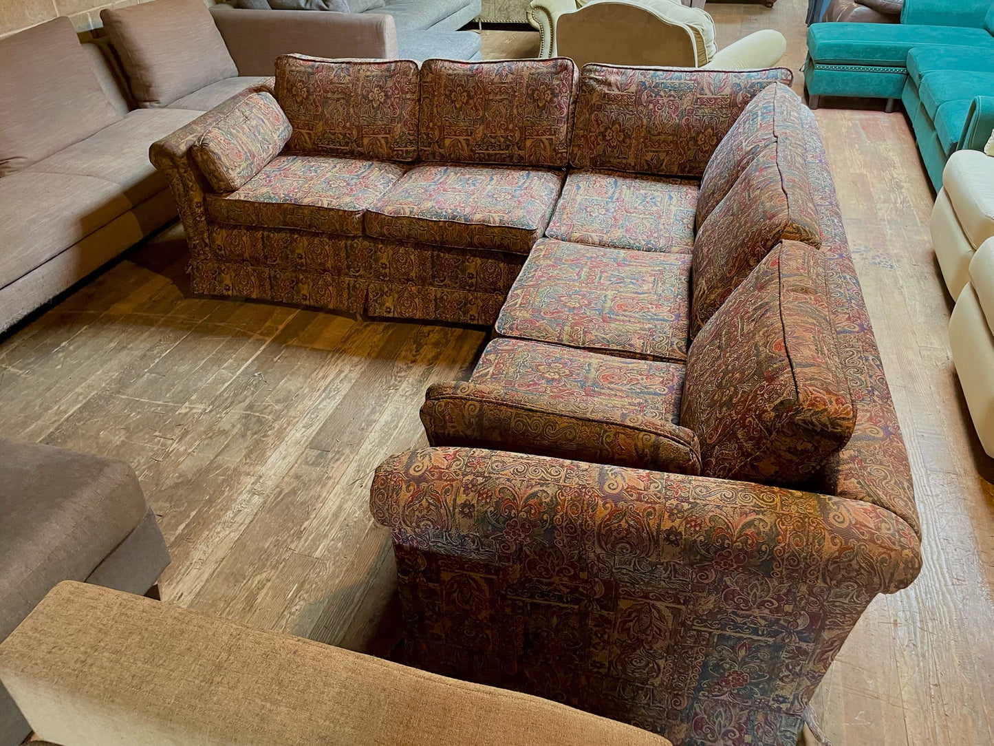Sectional Couch (WE DELIVER)