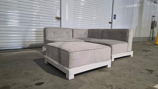 Sectional Couch (WE DELIVER)