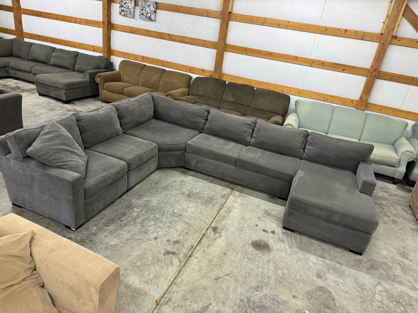 Wrap Around Sectional Couch (WE DELIVER)