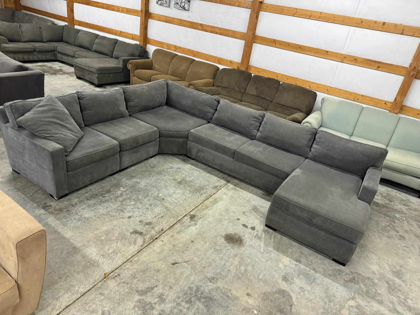 Wrap Around Sectional Couch (WE DELIVER)