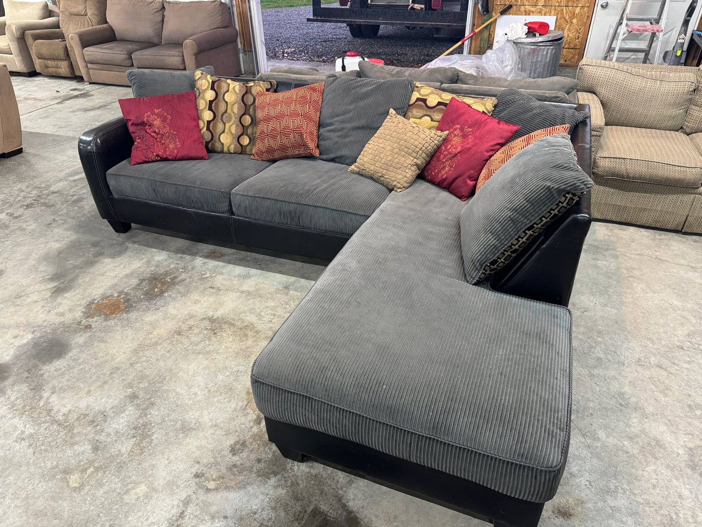 Sectional Couch (WE DELIVER)