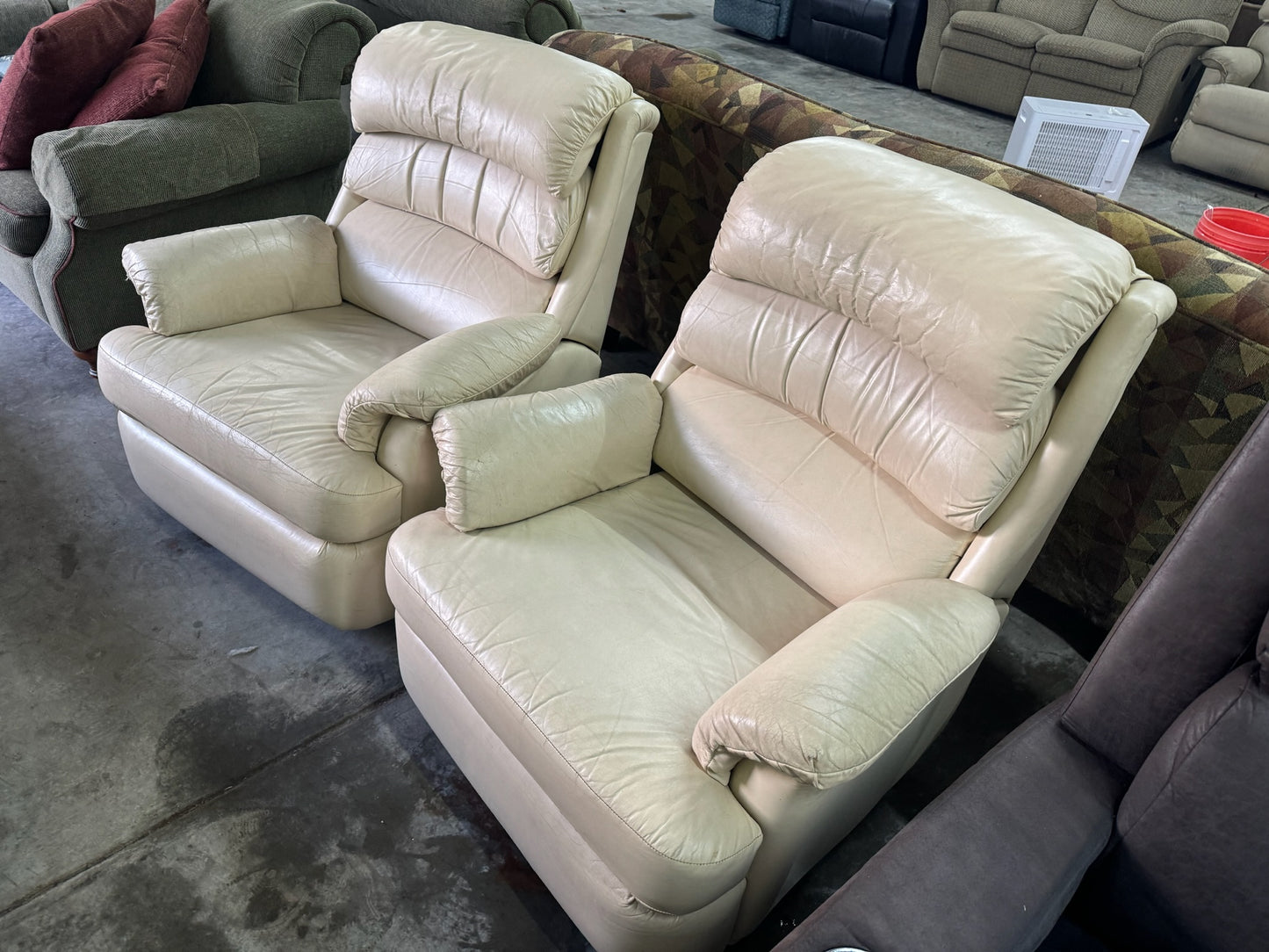 Reclining Chairs (WE DELIVER)