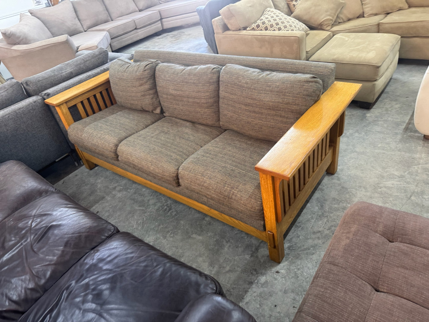 Couch (WE DELIVER)