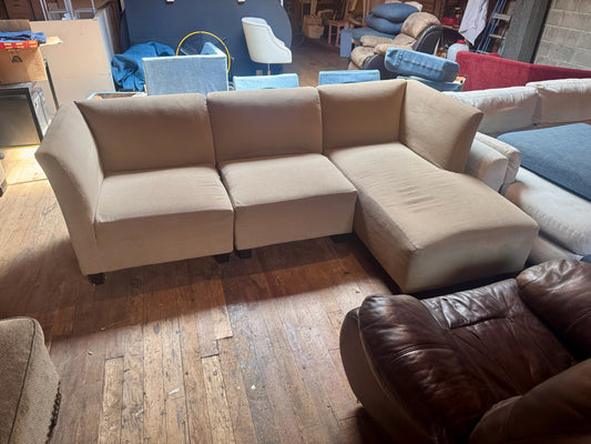 Sectional Couch (WE DELIVER)
