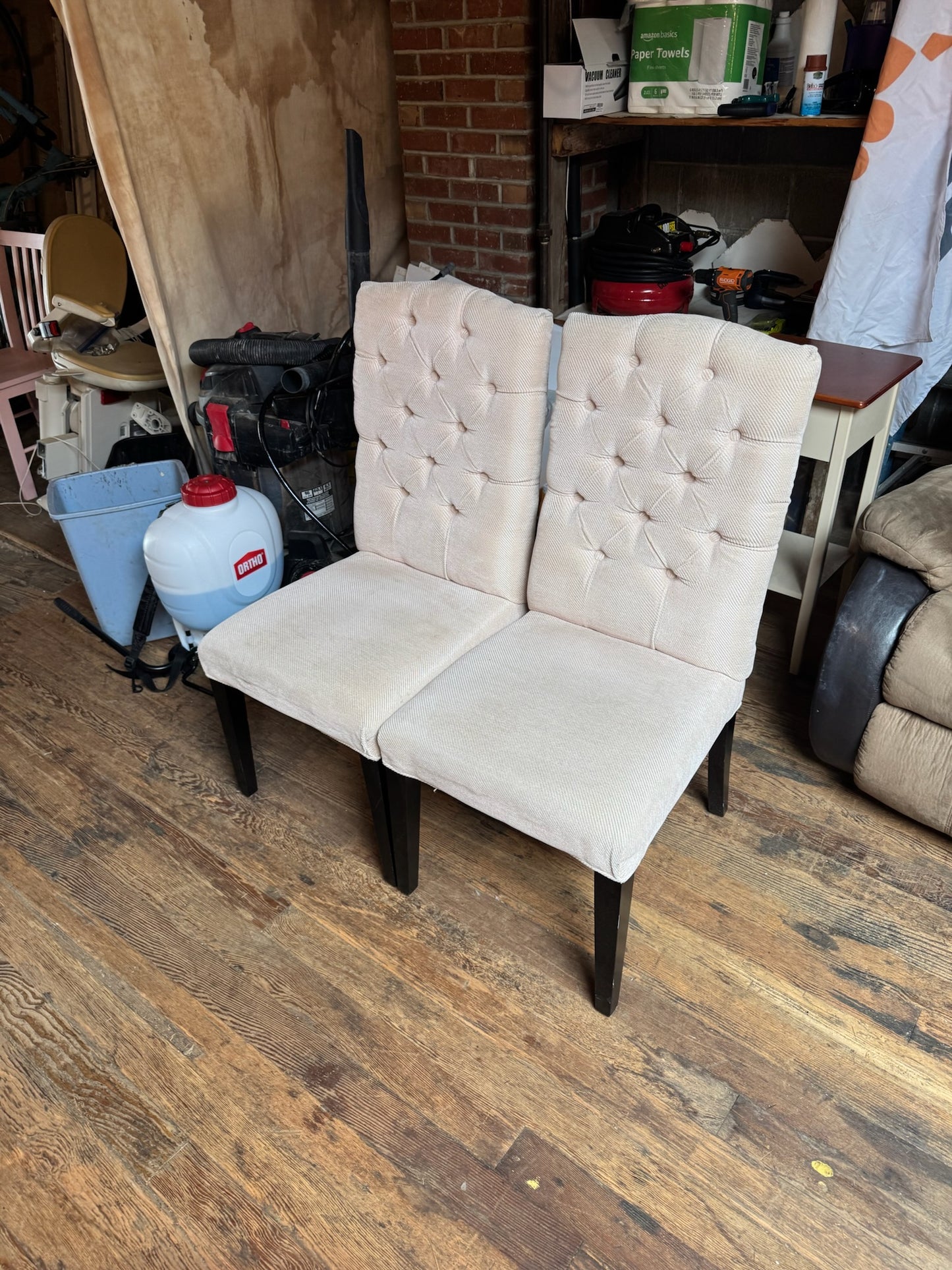 Chairs (WE DELIVER)
