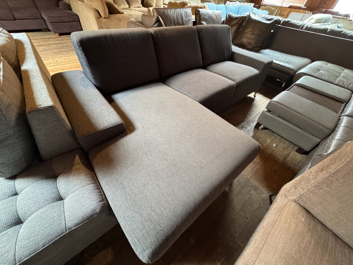 Sectional Couch (WE DELIVER)