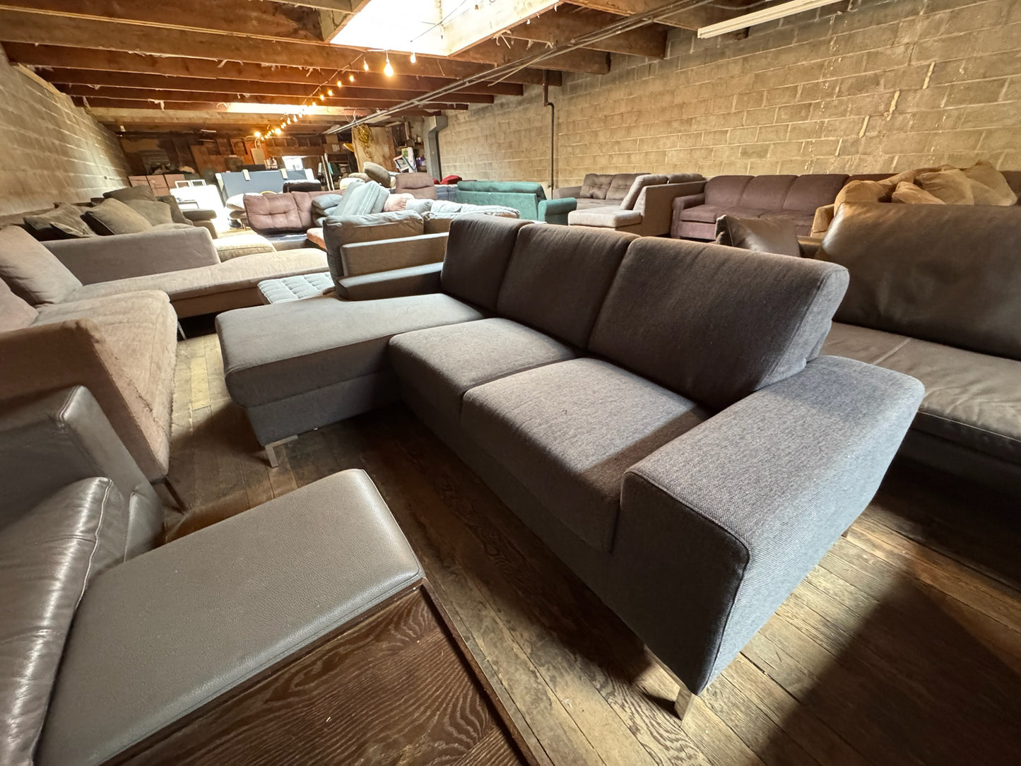 Sectional Couch (WE DELIVER)