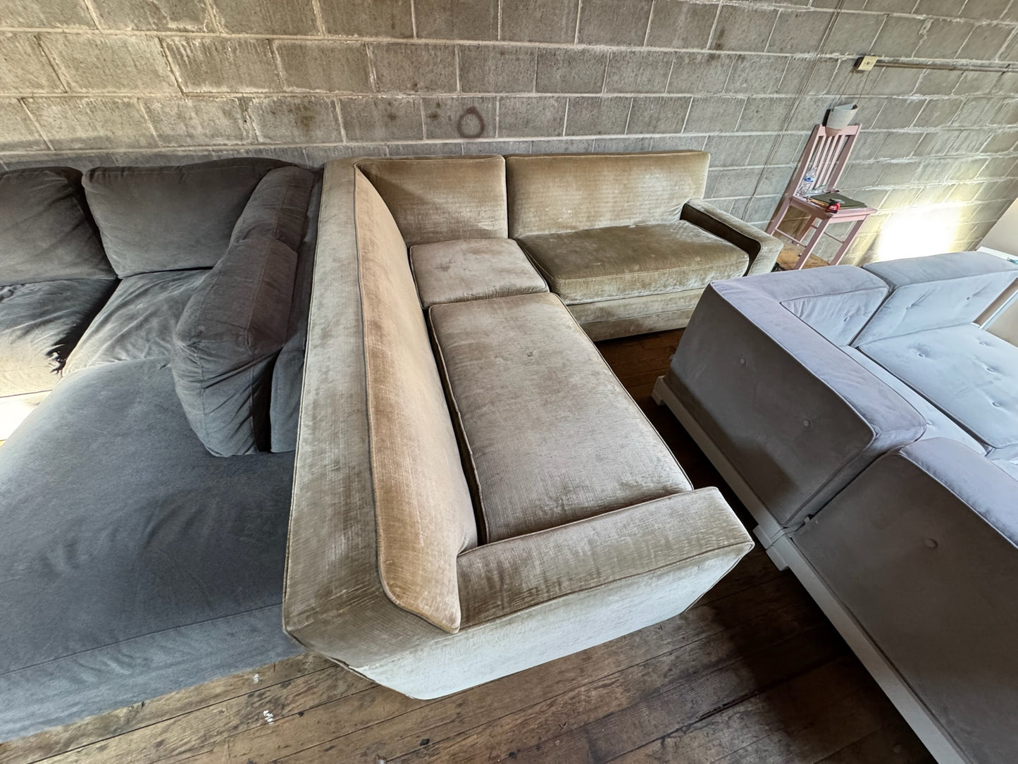 Sectional Couch (WE DELIVER)