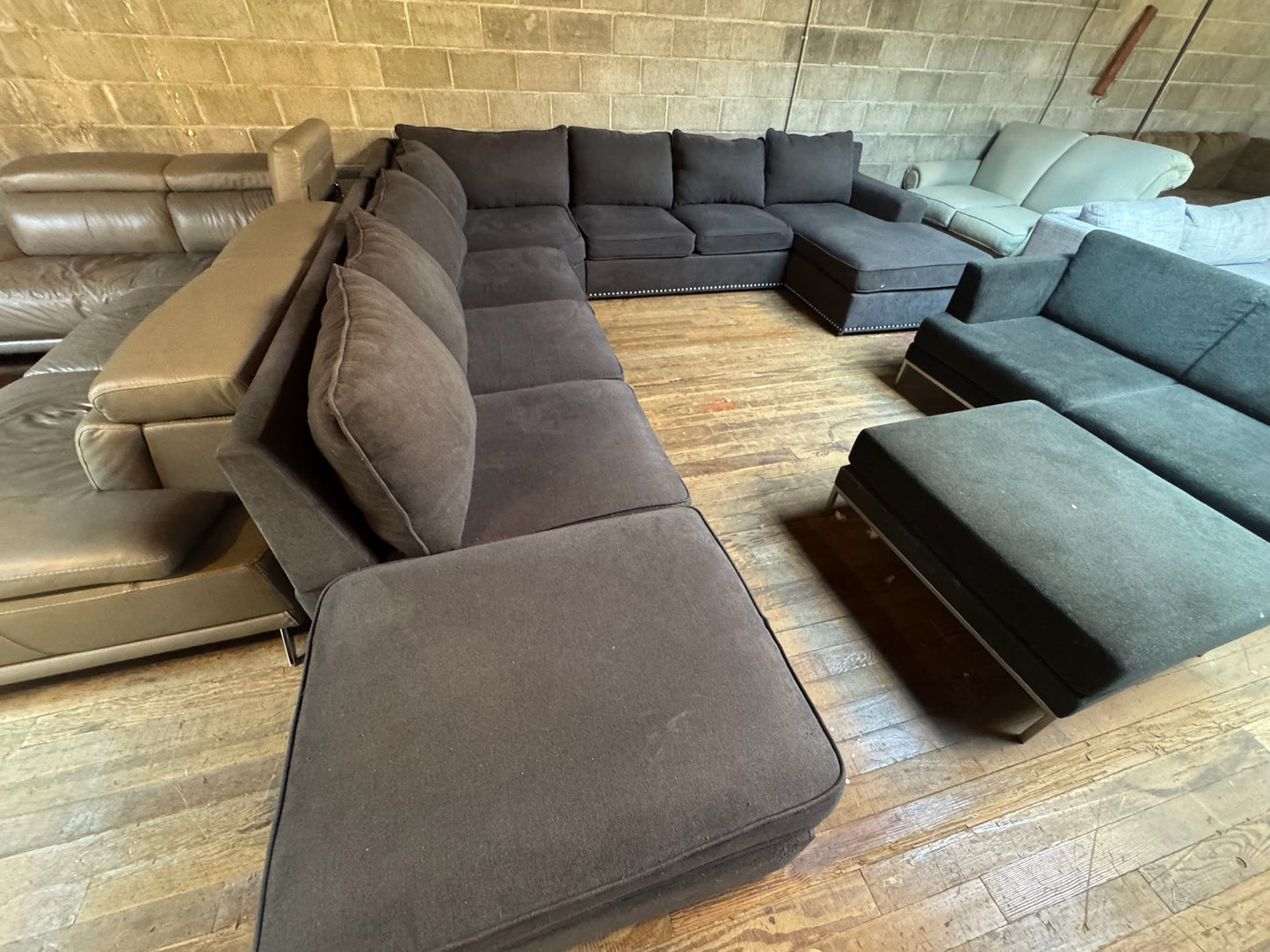Wrap Around Sectional Couch (WE DELIVER)