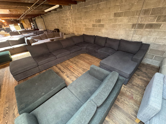 Wrap Around Sectional Couch (WE DELIVER)
