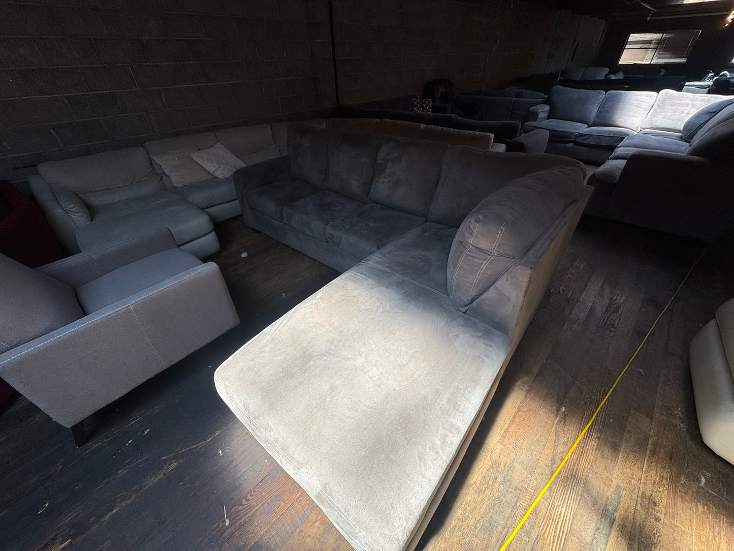 Sectional Couch (WE DELIVER)