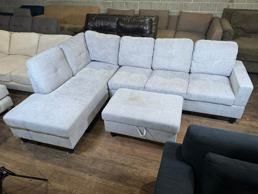 Light Gray Sectional w/ Chaise + Storage Ottoman – Modular & Clean (WE DELIVER & HAUL AWAY OLD COUCHES)