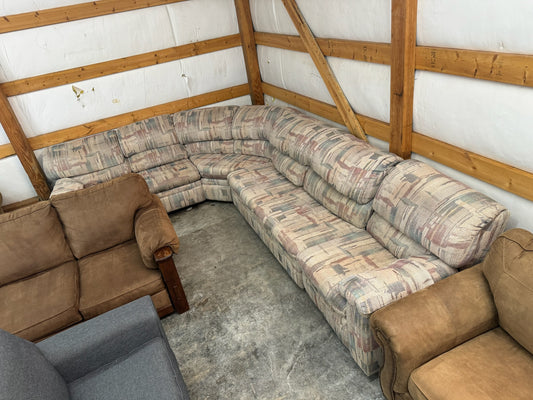 Sectional Couch (WE DELIVER)