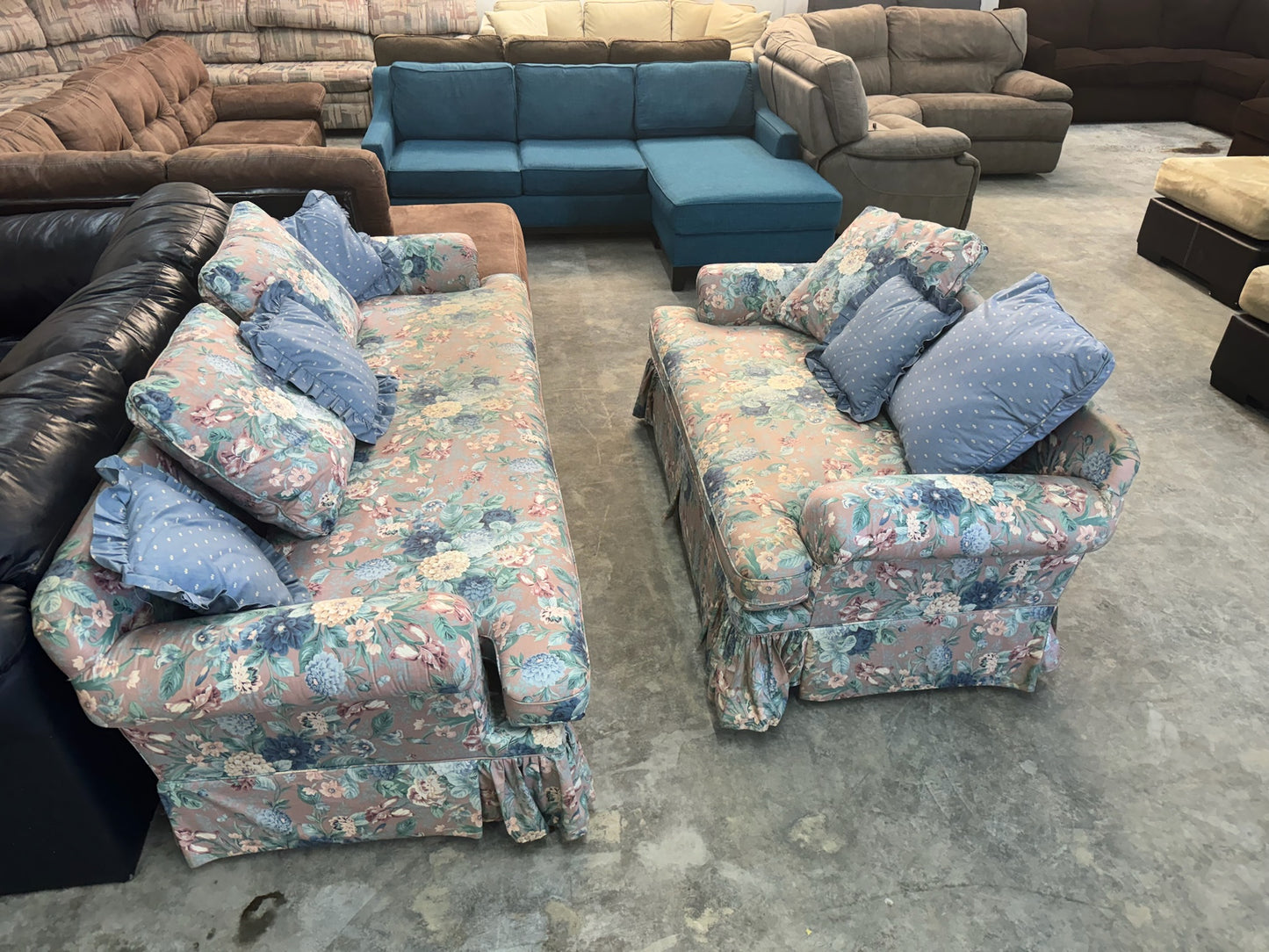 Couch Set (WE DELIVER)