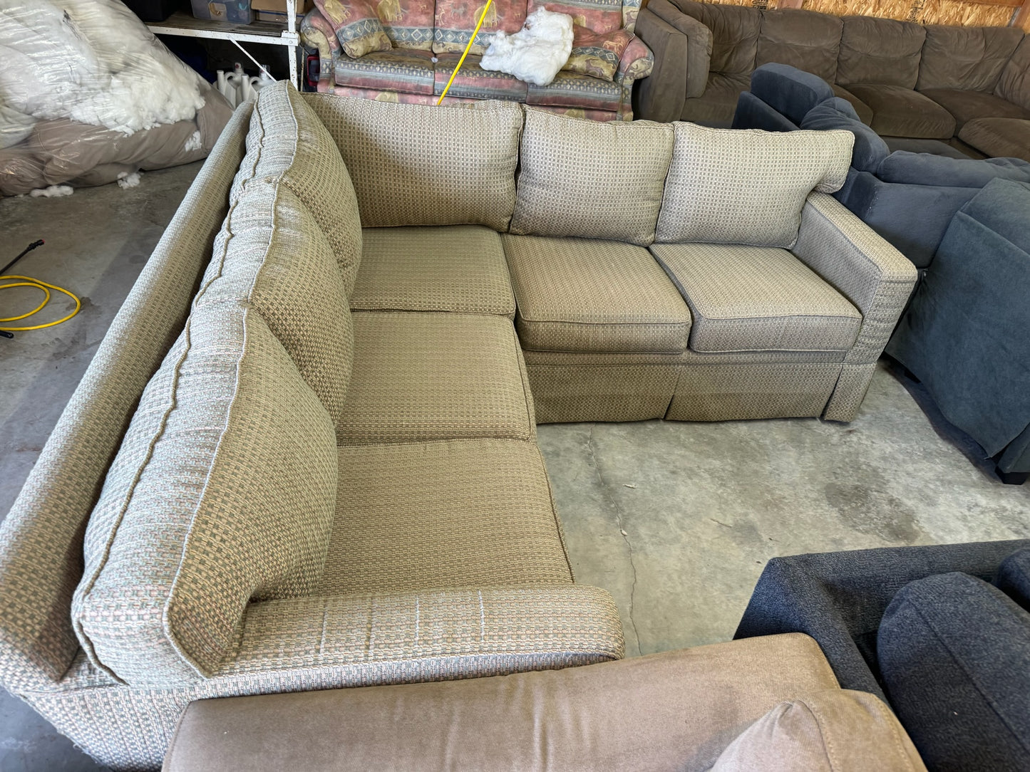 Sectional Couch (WE DELIVER)